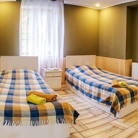 Guest House Mart Villa Martvili Buitenkant foto