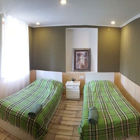 Guest House Mart Villa Martvili Buitenkant foto