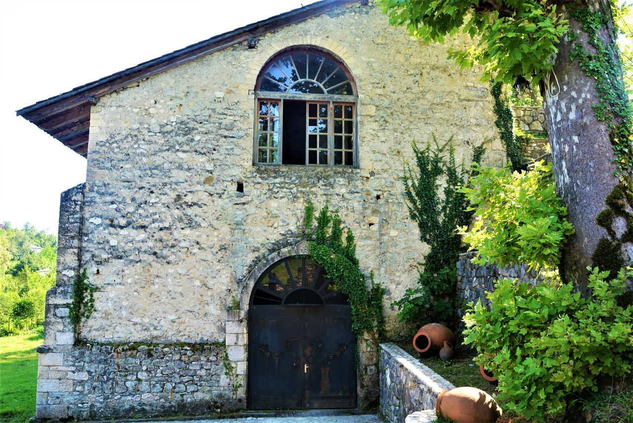 Guest House Mart Villa Martvili Buitenkant foto